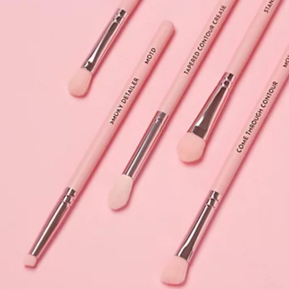 MOTD Cosmetics In A Blush Blending 5pc Brush Set